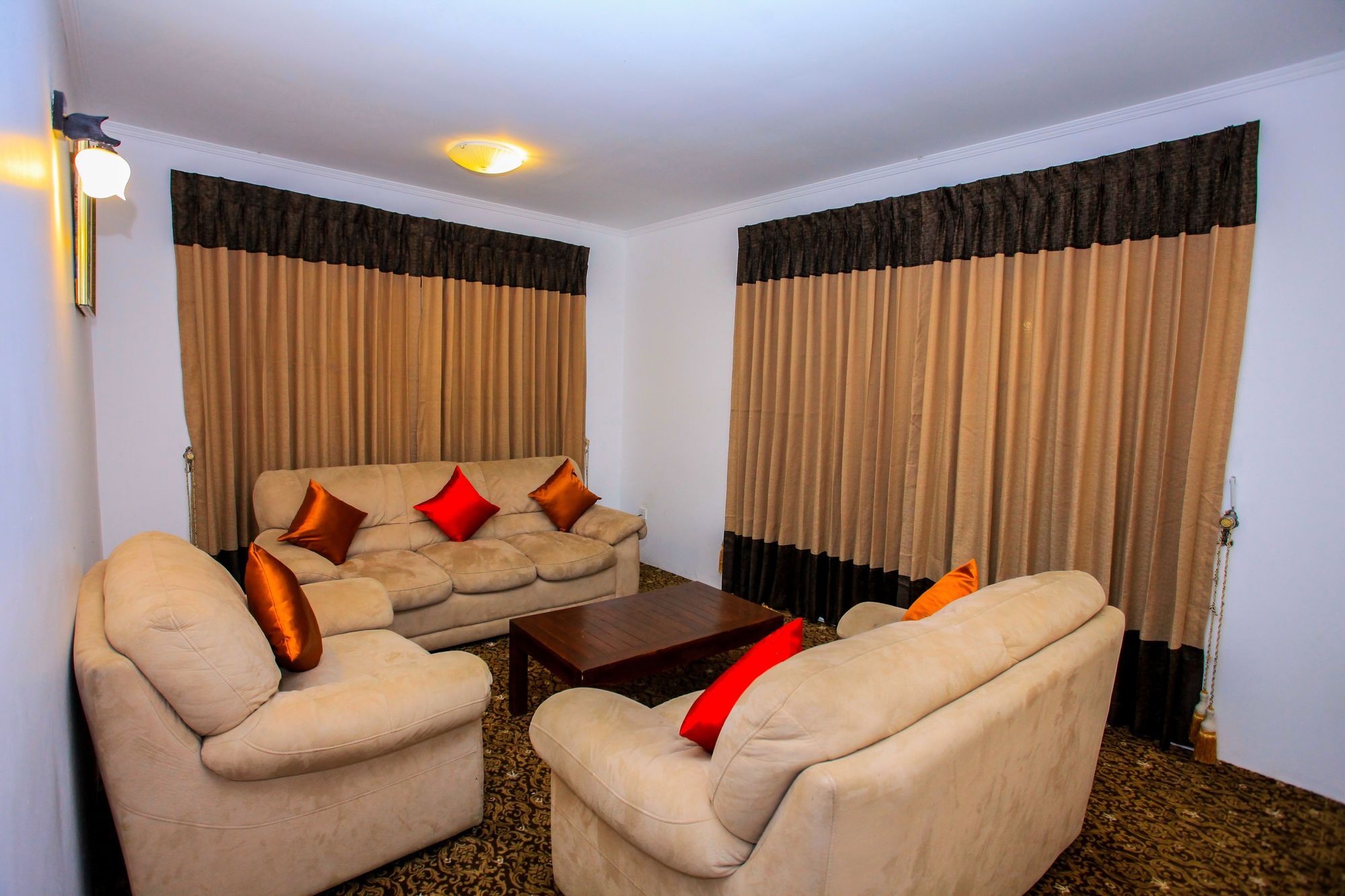 La Cottage Boutique Hotel & Restaurant Nuwara Eliya Eksteriør billede