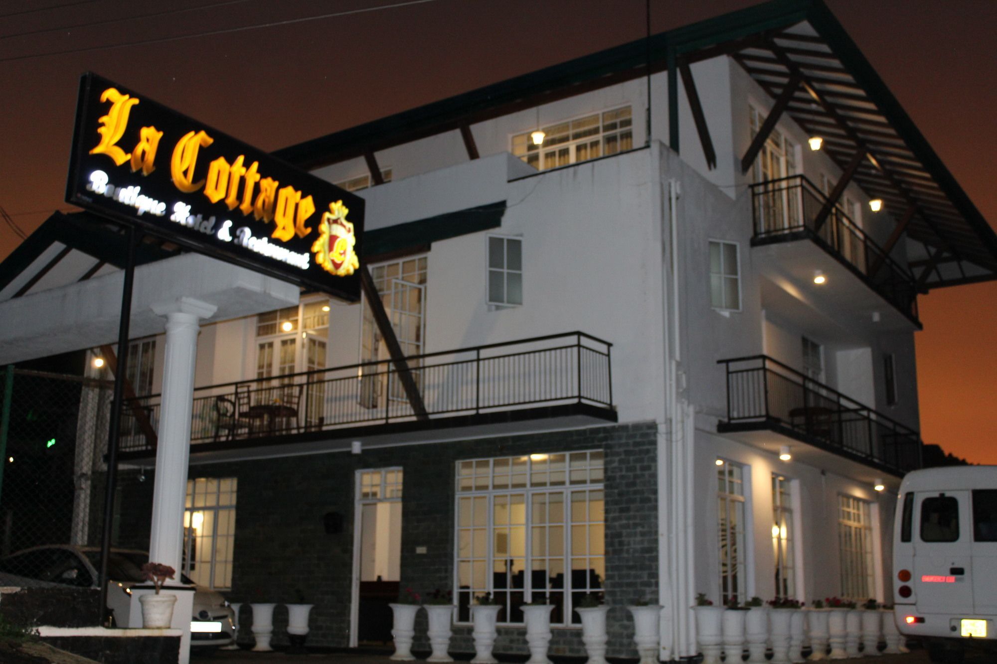 La Cottage Boutique Hotel & Restaurant Nuwara Eliya Eksteriør billede